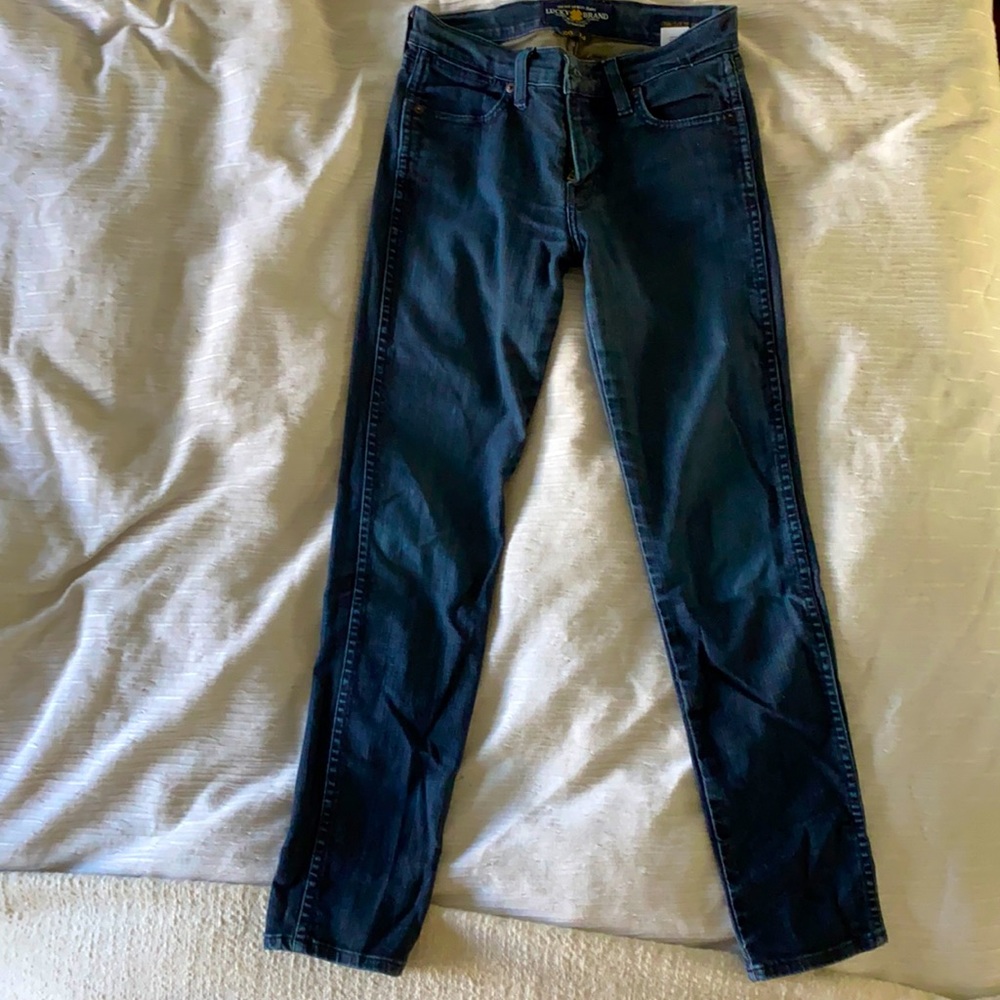 Dark, vintage Blue Lucky Jeans.